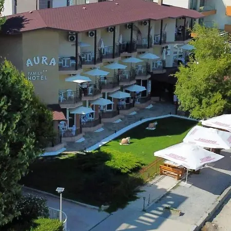 Aura Family Hotel 2*